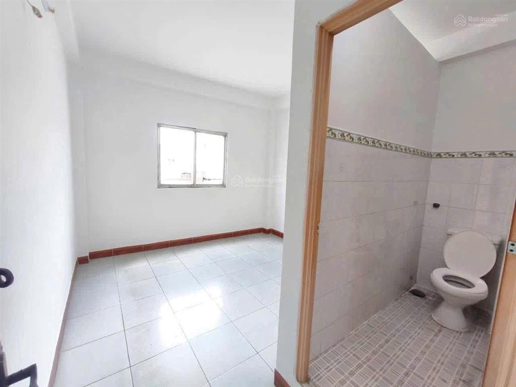 Mặt tiền kinh doanh đường bùi quang là 3,7m x 19m, 2 lầu st 5pn 3wc nhà mới