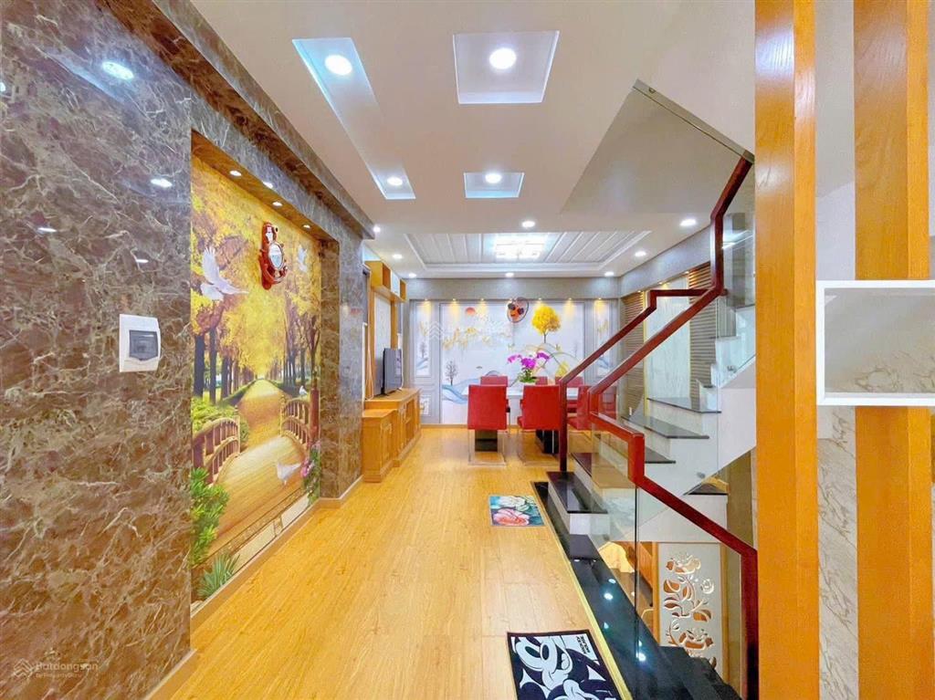 Nhà mới full nội thất 4,1*14m 2lầu st 4pn 4wc hxh lê đức thọ