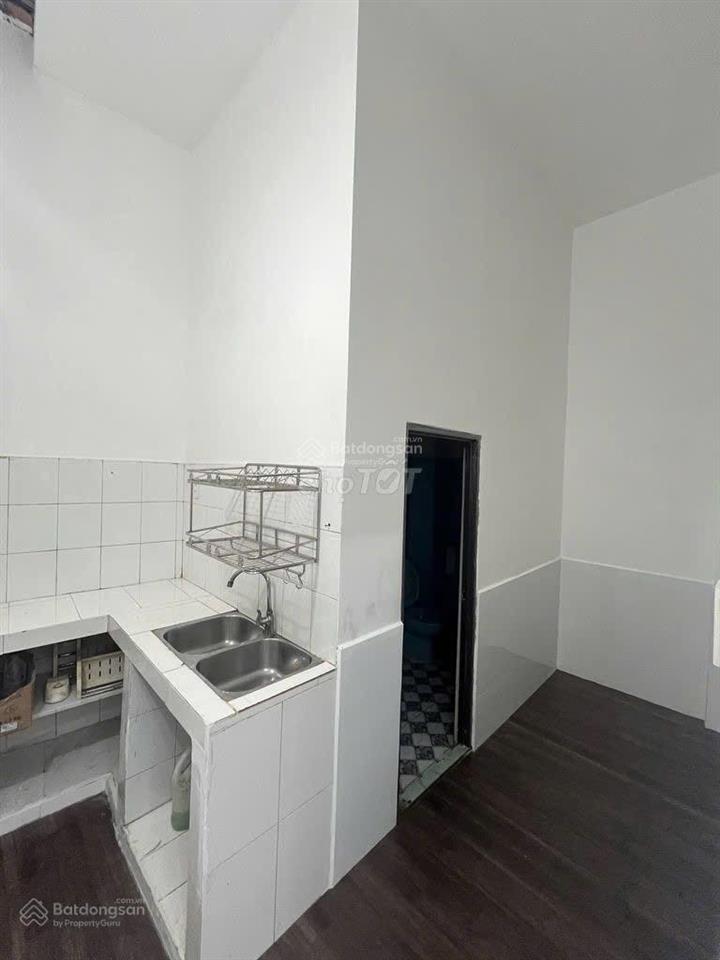 Nhà nguyên căn 48m2 1 lầu 3pn 2wc hxt phan huy ích
