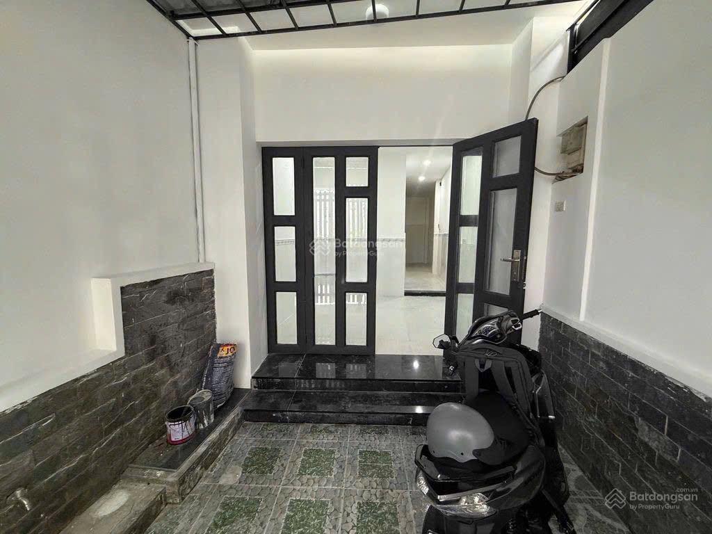Nhà mới 3,7*16m 2lầu st 3pn 3wc 3ml hxh nguyễn du p7 gv