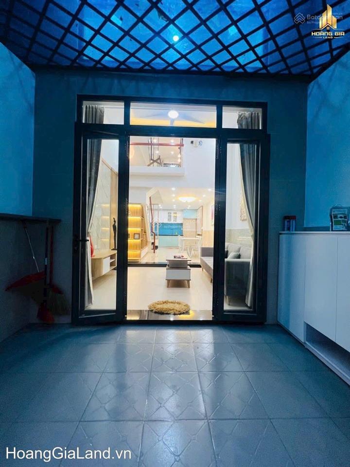 Nhà mới full nội thất 52m2 4 lầu 4pn 4wc hxh đường số 21 p8 gv