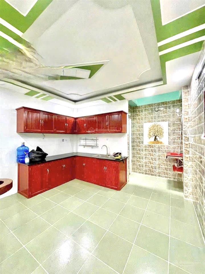 Nhà rộng 4x16m, 1 lửng 2 lầu st, 5pn, 5wc, hxh quang trung p8