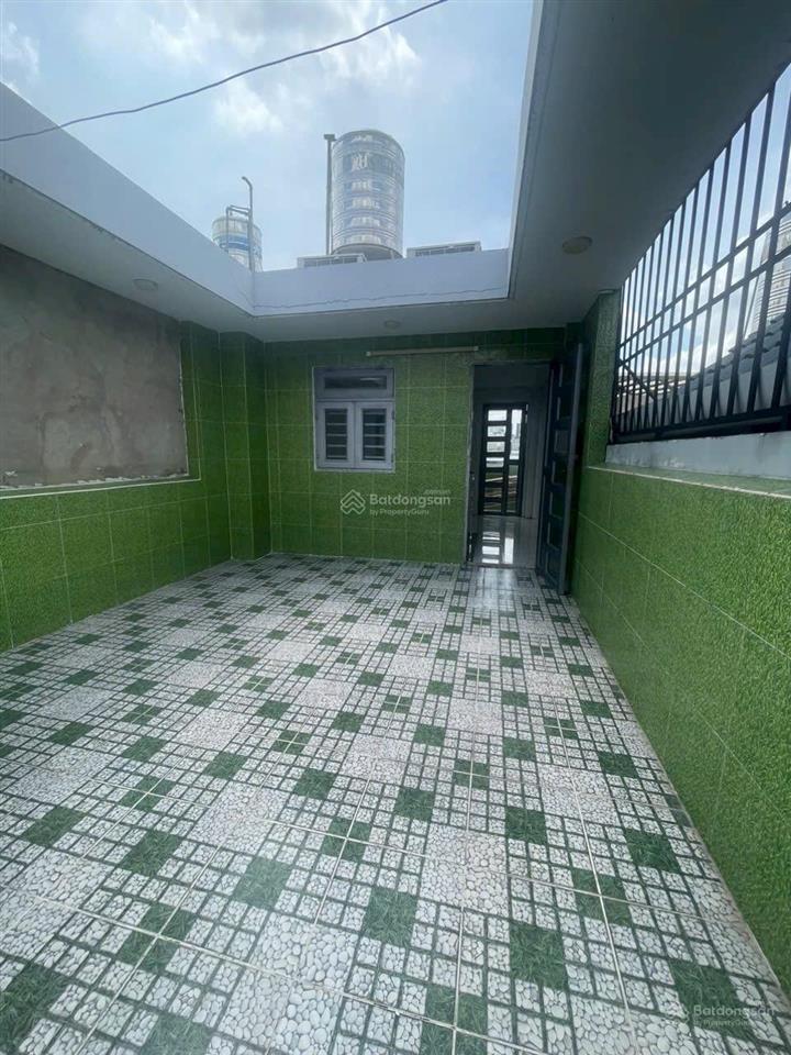 Nhà rộng 4x16m, 1 lửng 2 lầu st, 5pn, 5wc, hxh quang trung p8