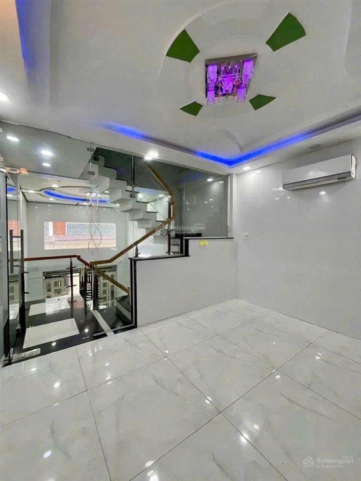 Nhà rộng 4x16m, 1 lửng 2 lầu st, 5pn, 5wc, hxh quang trung p8