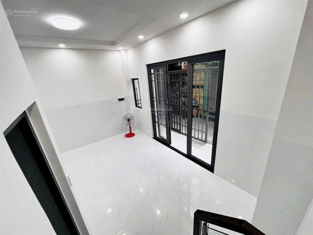 Nhà mới 48m2 2lầu st 3pn 3wc 1/ quang trung p10 gv