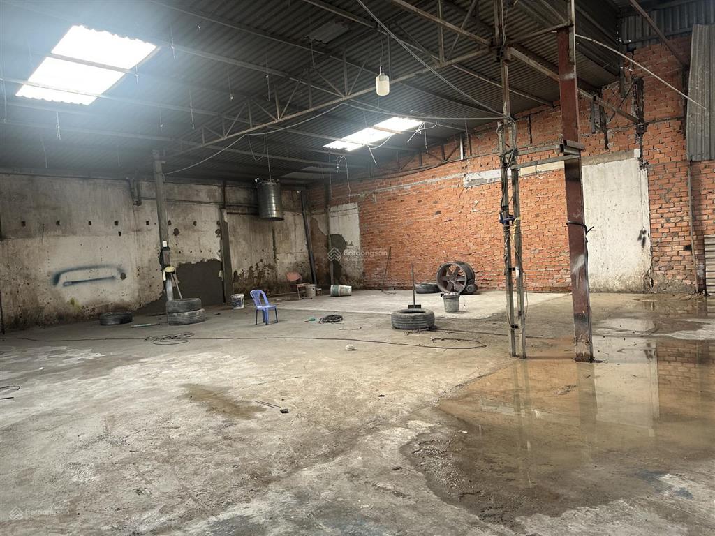 Cho thuê kho 1200m2 hxt nguyễn văn khối trần cao 7m