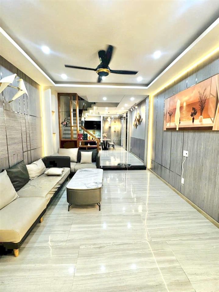 Nhà full nội thất 4*18m 4lầu st 5pn 6wc hxh 8m phạm văn chiêu