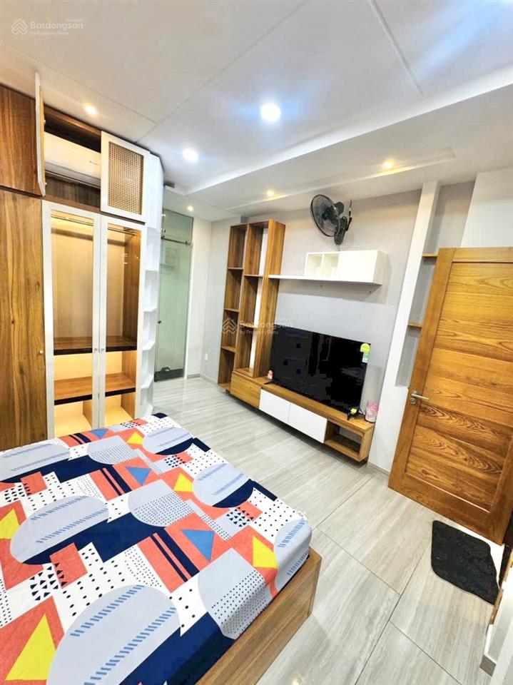 Nhà full nội thất 4*18m 4lầu st 5pn 6wc hxh 8m phạm văn chiêu
