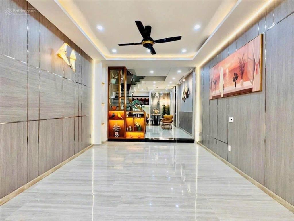 Nhà full nội thất 4*18m 4lầu st 5pn 6wc hxh 8m phạm văn chiêu