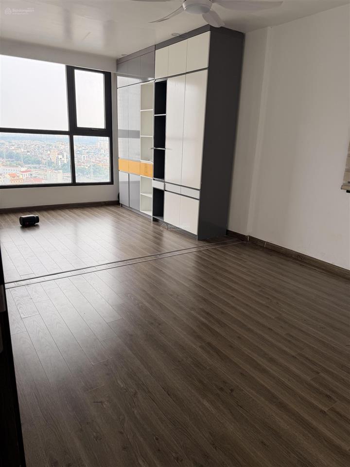 Cho thuê căn hộ green pearl 378 minh khai