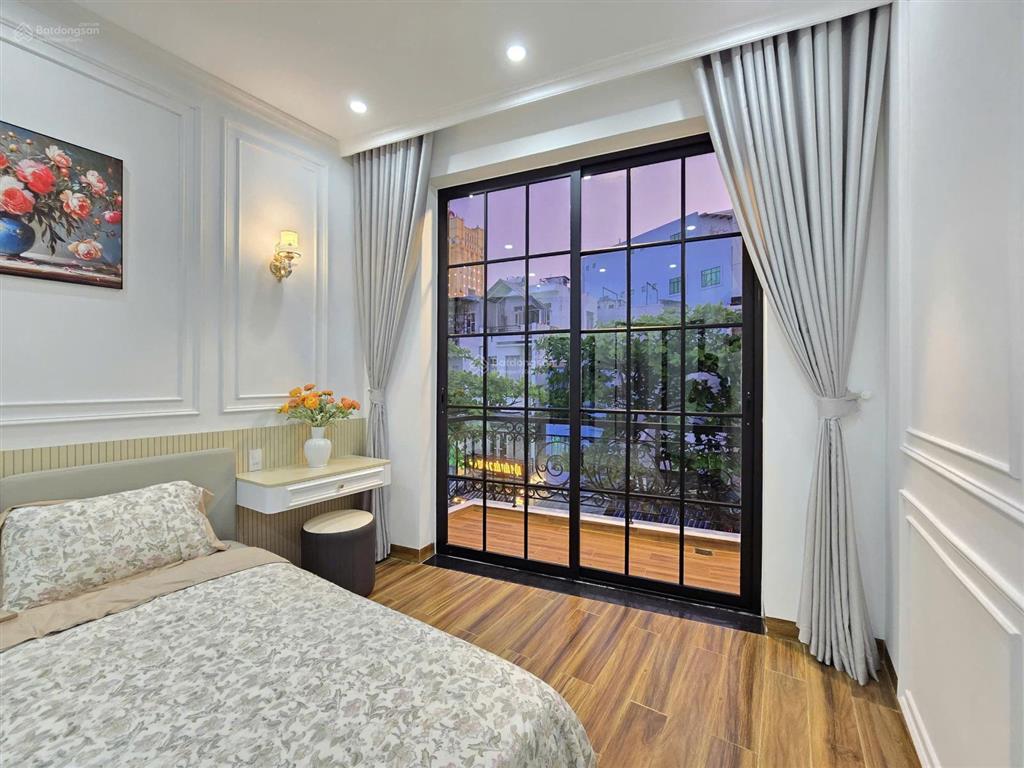 Nhà mặt tiền thái phiên, có thang máy, full nội thất, giá chỉ hơn 14 tỷ