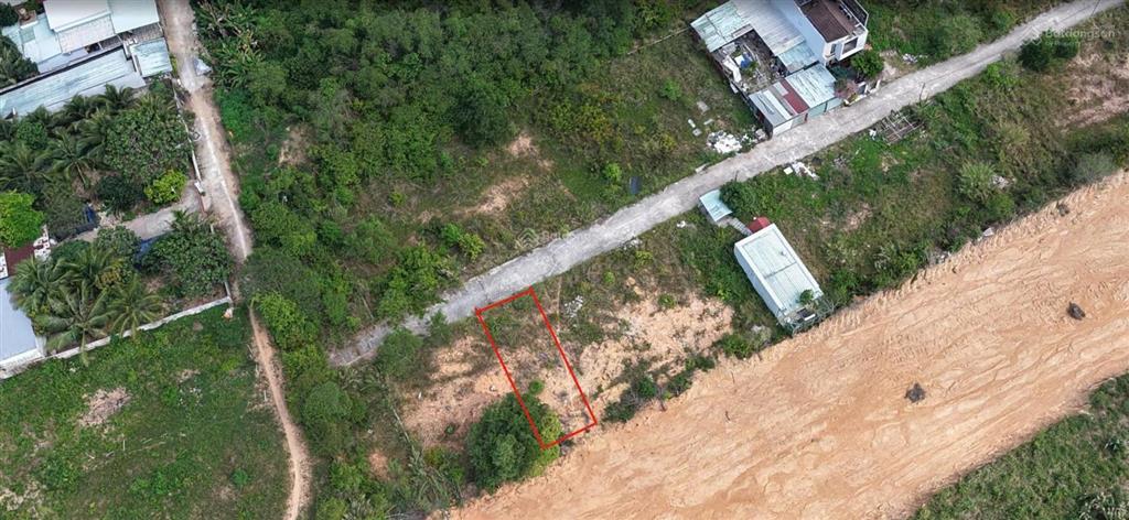 Bán đất tại cây thông ngoài, xã cửa dương, thành phố phú quốc, 850 triệu, 132 m2  uy tín  hot