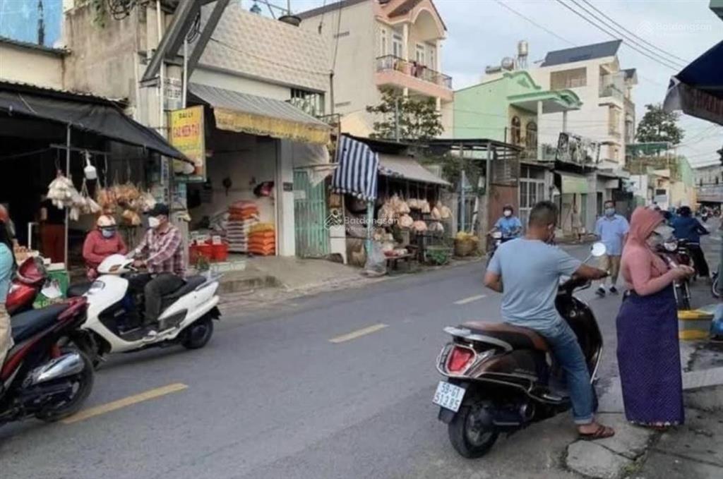 Gấp chủ nhà kẹt tiền bán nhanh căn nhà gần chợ kinh doanh được, có sổ hồng riêng