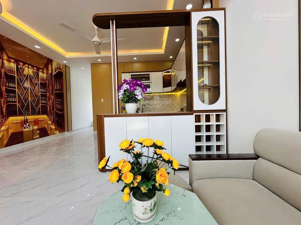 Cần bán gấp trong tuần căn nhà gia hoà  shr