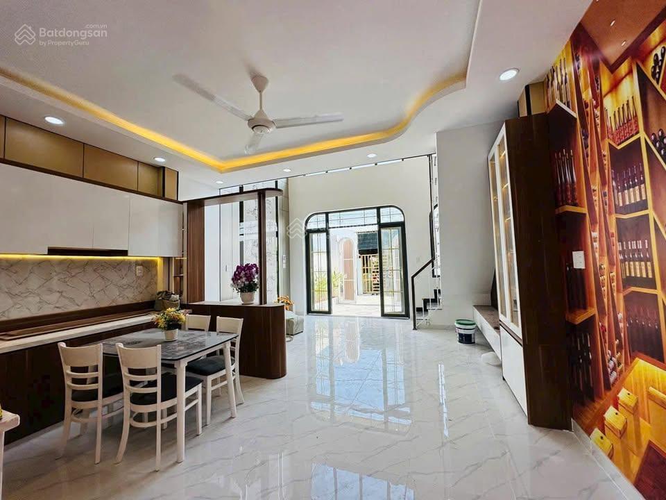 Cần bán gấp trong tuần căn nhà gia hoà  shr