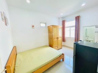 Phòng full nội thất gần vinhome nguyễn hữu cảnh, có thang máy, ko chung chủ