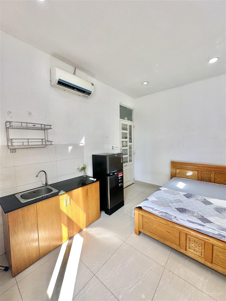 Phòng full nội thất gần vinhome nguyễn hữu cảnh, có thang máy, ko chung chủ