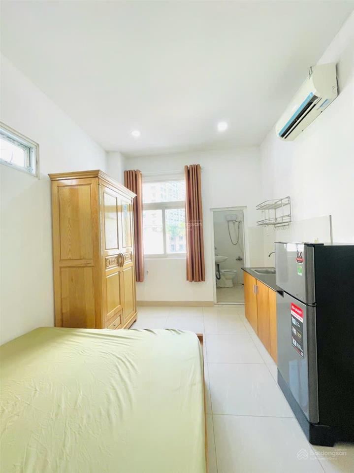 Phòng full nội thất gần vinhome nguyễn hữu cảnh, có thang máy, ko chung chủ