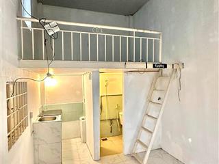 Phòng gác lửng 132 nguyễn hữu cảnh giờ giấc tự do, an ninh