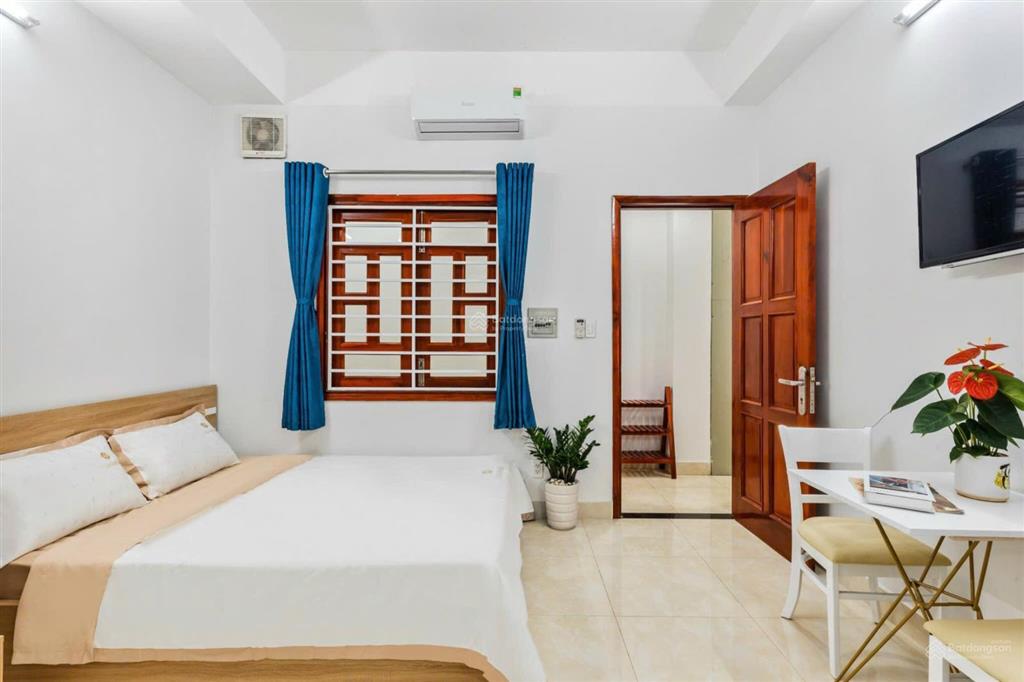 Phòng full nội thất gần vinhome nguyễn hữu cảnh, có thang máy, ko chung chủ
