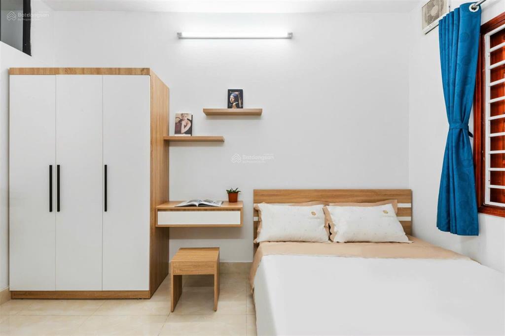 Phòng full nội thất gần vinhome nguyễn hữu cảnh, có thang máy, ko chung chủ