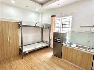 Phòng cửa sổ ban công mới xây gần khu phan xích long, an ninh, giờ giấc tự do
