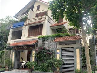 Rẻ hiếm! nhà phố mạc thái tông trước mặt công viên  vỉa hè to kinh doanh  170m2  54 tỷ.
