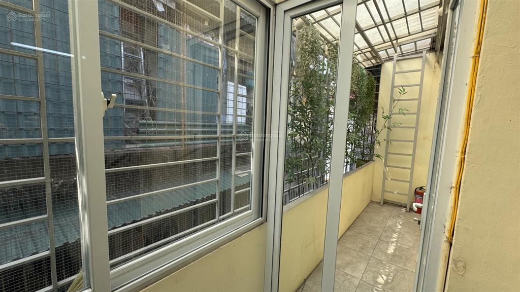 Giá đầu tư...! căn hộ tập thể lê thánh tông siêu đẹp ở ngay 50m2  2 ngủ  4.9 tỷ
