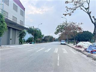 Bán lô đất 98m2 giãn dân đường vỉa hè trung tâm đô thị vệ tinh giá 2ty5