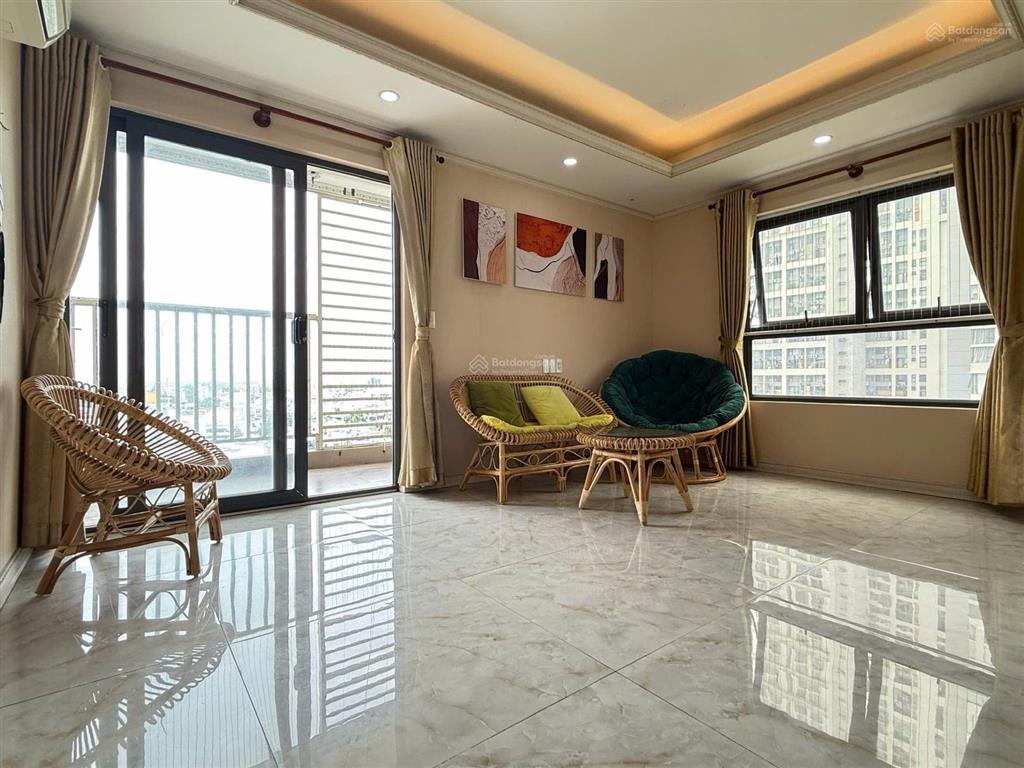 Cho thuê homyland riverside. căn góc 107m2 3pn 2wc full nội thất. giá 18tr