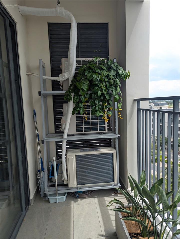 Cần bán gấp căn hộ góc tháp 2  swanbay. 0974 430 ***