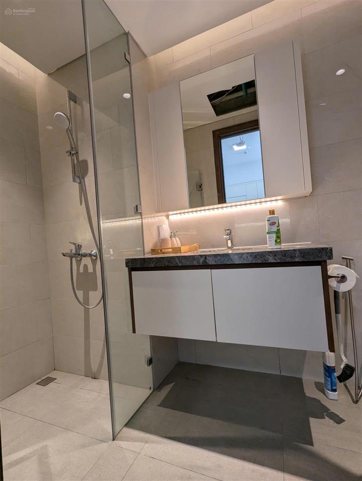 Cần bán gấp căn hộ góc tháp 2  swanbay. 0974 430 ***