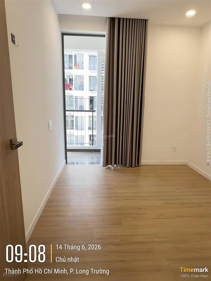 Cho thuê ch mt eastmark 2pn, 2wc view thoáng giá 6,5tr. nhà mới. miễn phí tiện ích gym, hồ bơi