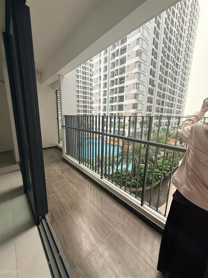 Kẹt tiền, cần ra gấp căn hộ văn phòng tại mt eastmark q9, 60m2 giá chỉ 2,5 tỷ. sổ hồng sẵn