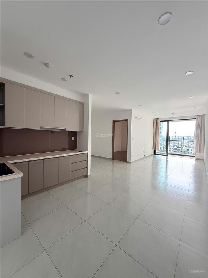 Chính chủ gửi ch mt eastmark q9 59,6m2 giá chỉ 2,8 tỷ. cần ra nhanh trong tháng. sổ sẵn hỗ trợ vay