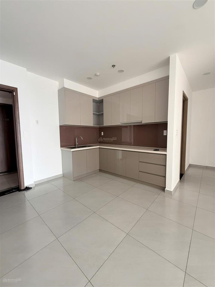 Bán nhanh ch mt eastmark 1pn+1 dt 60,9m2. sổ hồng sẵn. hỗ trợ vay ngân hàng 80% ls 6,9%. view đẹp