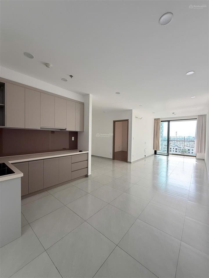 Bán nhanh ch mt eastmark 1pn+1 dt 60,9m2. sổ hồng sẵn. hỗ trợ vay ngân hàng 80% ls 6,9%. view đẹp