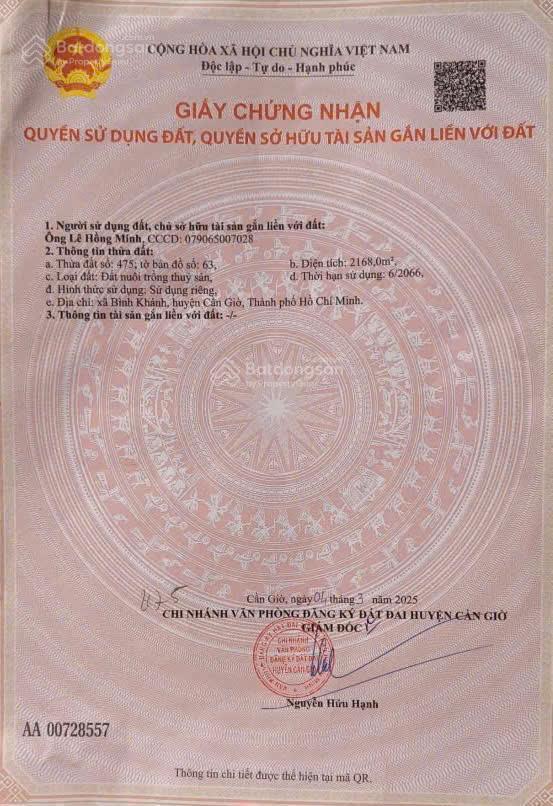 Có lô đất 2100m2 đã lên gò làm côbe đẹp lắm  0918 182 ***