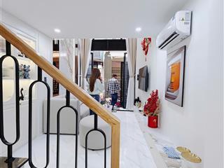 Nhà 3 tầng mới đẹp ở liền, ngay đầu hẻm xe hơi phố phùng văn cung, phú nhuận chỉ 8.6 tỷ