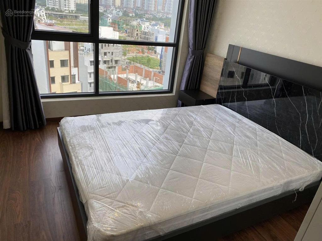 Cho thuê one verandah 3pn  dt 107m2  đầy đủ nội thất. giá thuê 36 triệu/tháng
