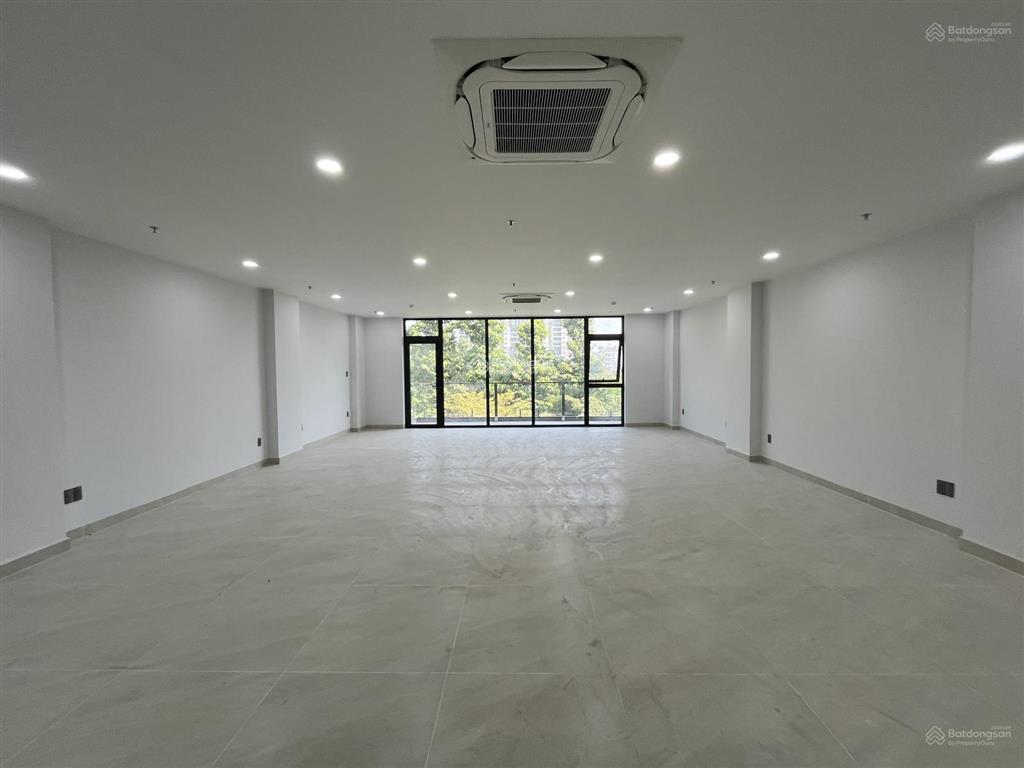 Tòa nhà ngay nguyễn văn kỉnh p. thạnh mỹ lợi 8m*20m, hầm + 7 tầng thang máy. dtsd hơn 1000m2.