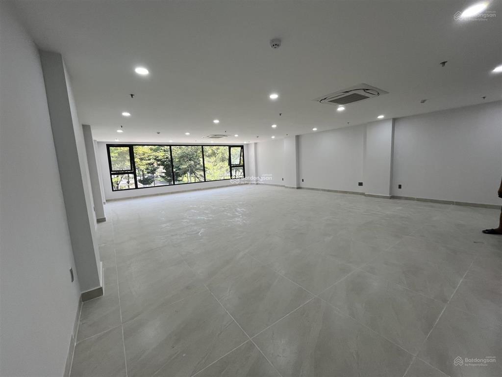Tòa nhà ngay nguyễn văn kỉnh p. thạnh mỹ lợi 8m*20m, hầm + 7 tầng thang máy. dtsd hơn 1000m2.