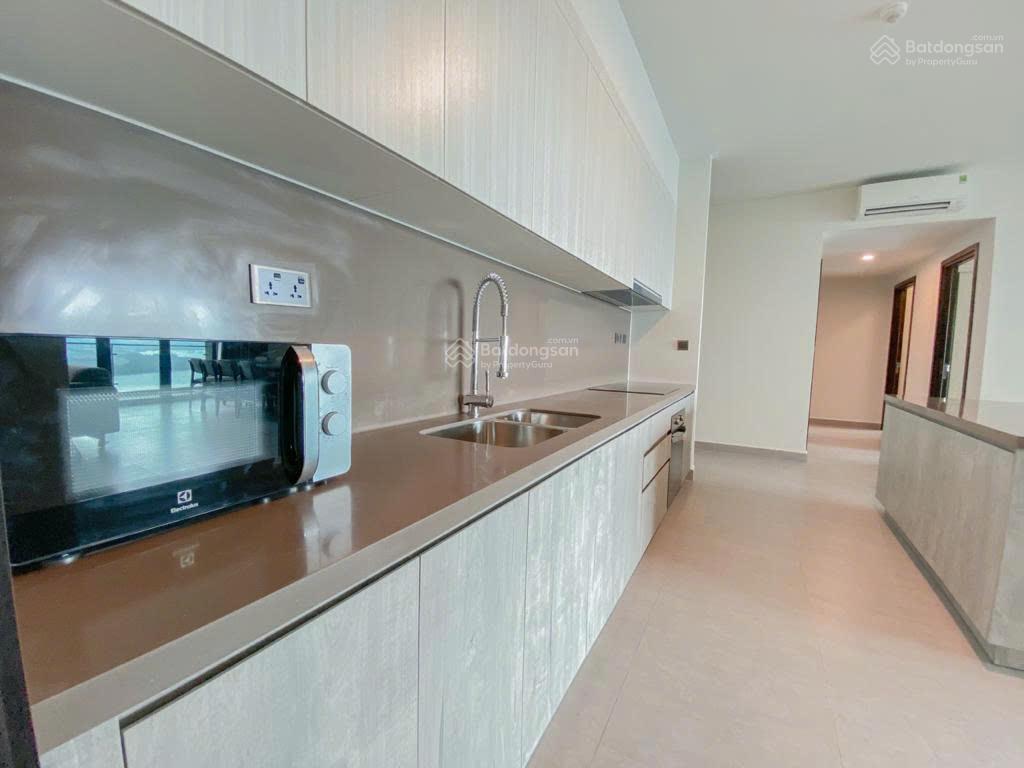 Căn hộ cao cấp feliz en vista! "4pn + 1"  sở hữu view sông (218m2). full nội thất. giá 90tr/th