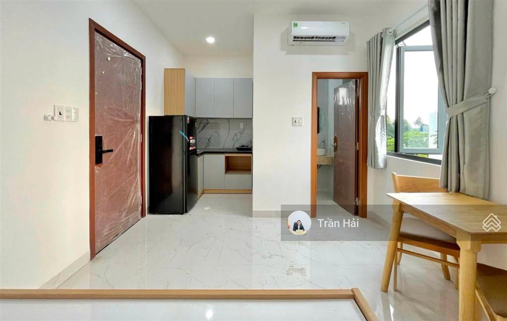 Cho thuê phòng ngay gần cầu vượt 3/2 quận 10. an ninh đảm bảo, không gian thoải mái, sạch sẽ.