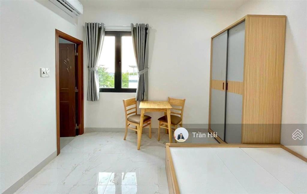 Cho thuê phòng ngay gần cầu vượt 3/2 quận 10. an ninh đảm bảo, không gian thoải mái, sạch sẽ.