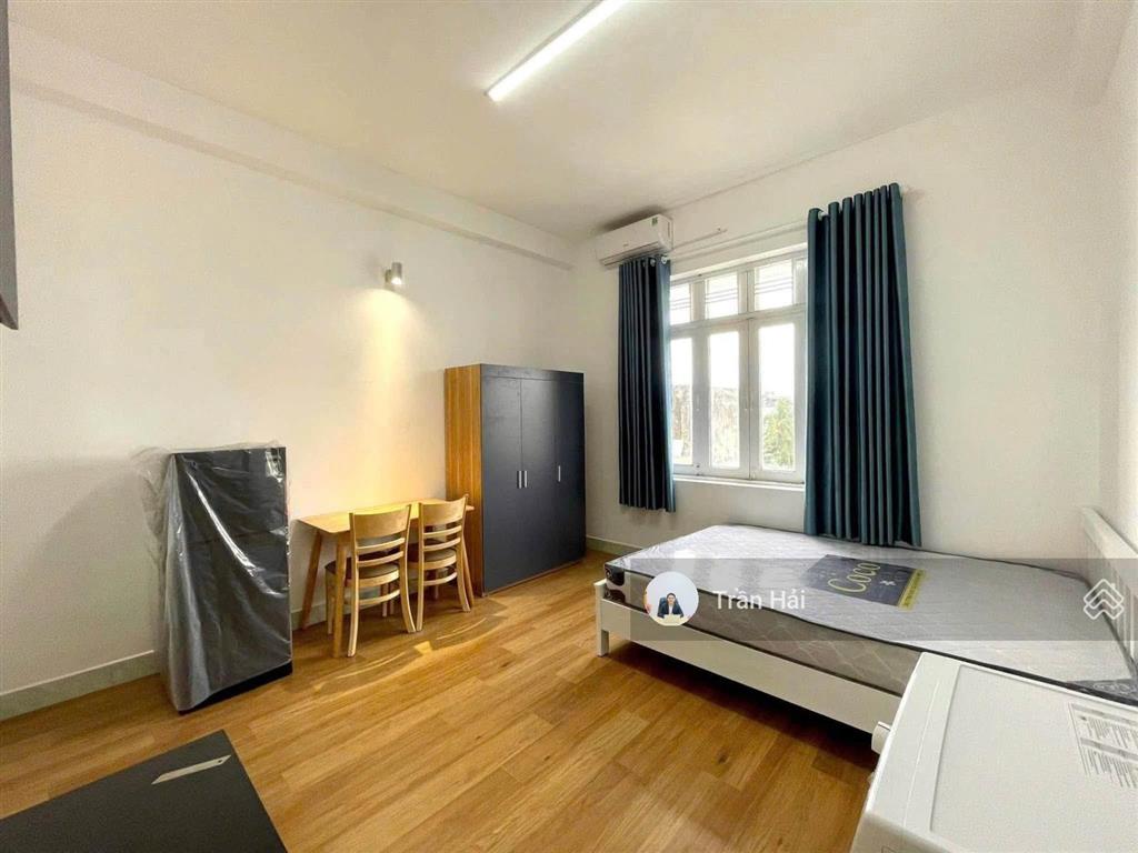 Cho thuê phòng 25m2 gần đh bách khoa  full nội thất. giá thuê 6 triệu/tháng