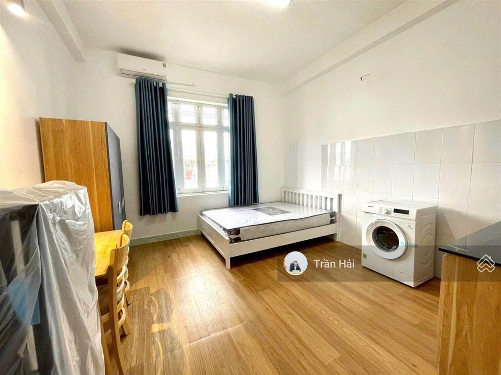 Cho thuê phòng 25m2 gần đh bách khoa  full nội thất. giá thuê 6 triệu/tháng
