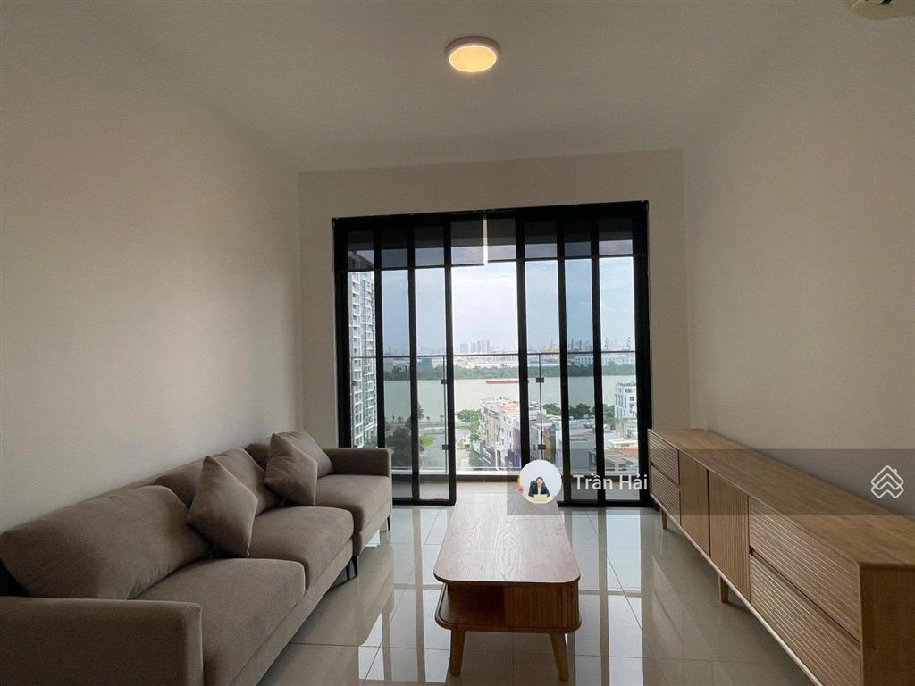 Cho thuê one verandah 3pn  dt 104m2  đầy đủ nội thất. giá thuê 32 triệu/tháng