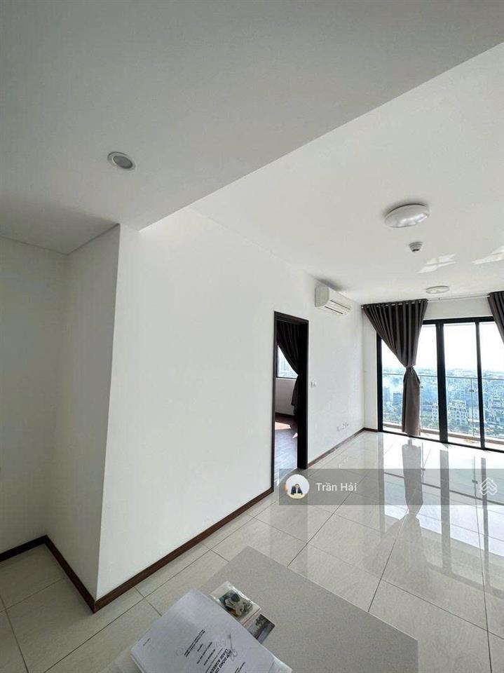 Căn hộ one verandah 1pn  dt 55m2  nội thất cơ bản. giá thuê 15 triệu/tháng.