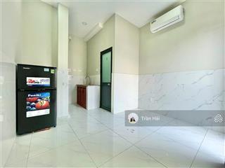 Cho thuê phòng giá tốt  trung tâm quận 10  thoáng mát, sạch sẽ